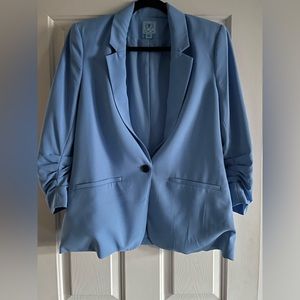 Light blue CeCe blazer in medium